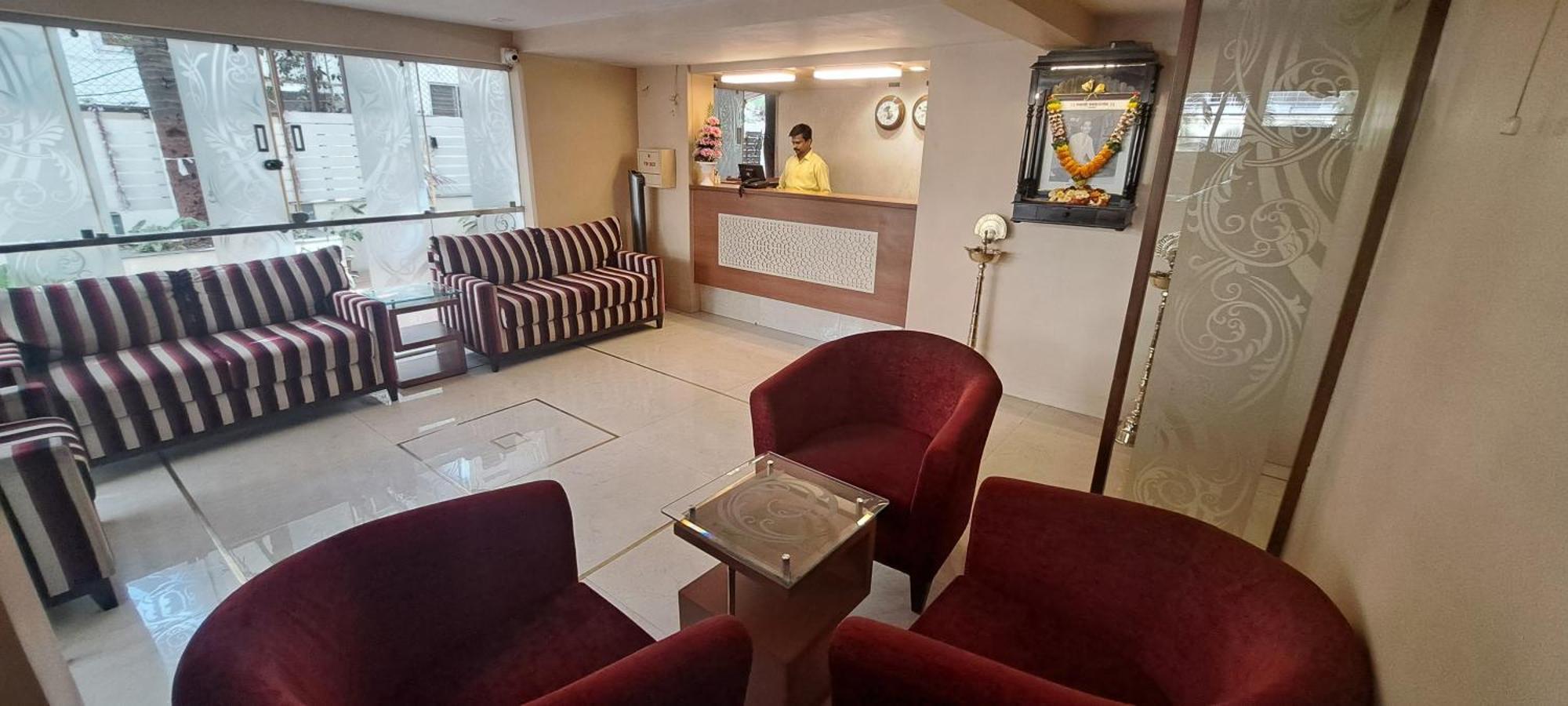 Hotel Swaroop Pune Luaran gambar