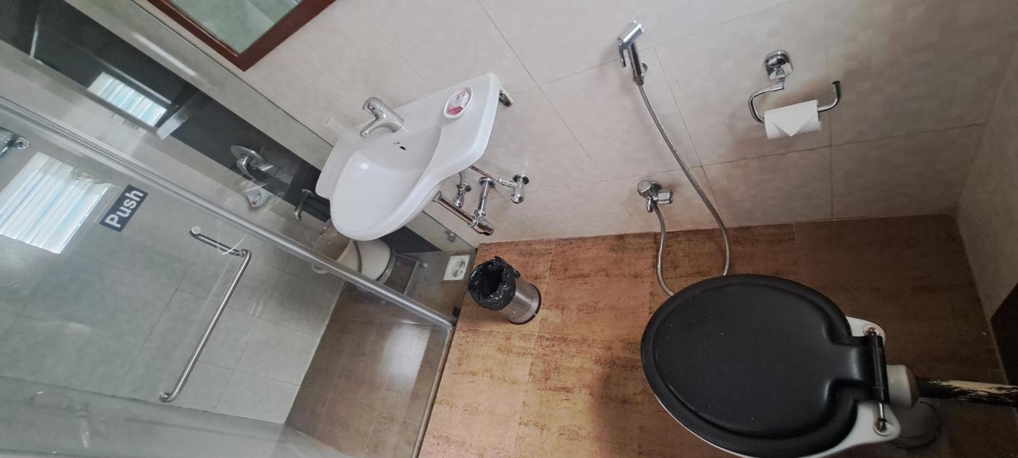 Hotel Swaroop Pune Luaran gambar
